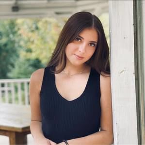 Meet your Posher, Joni